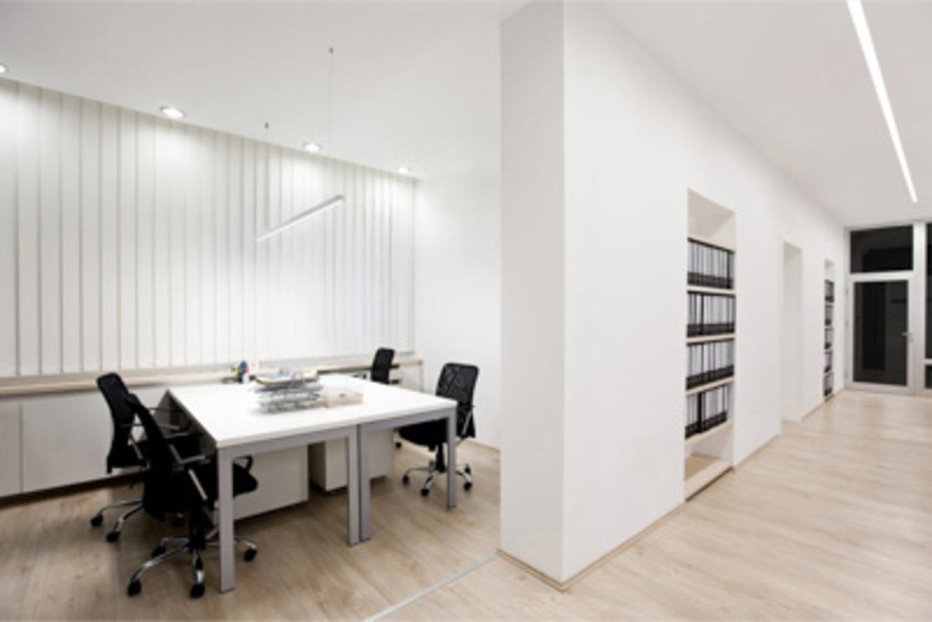 Leuchtensysteme bei Maqastena GmbH & Co. KG in Tegernheim